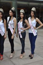 at Femina Miss India Mumbai auditions in Westin Hotel, Mumbai on 11th Feb 2013 (17).JPG